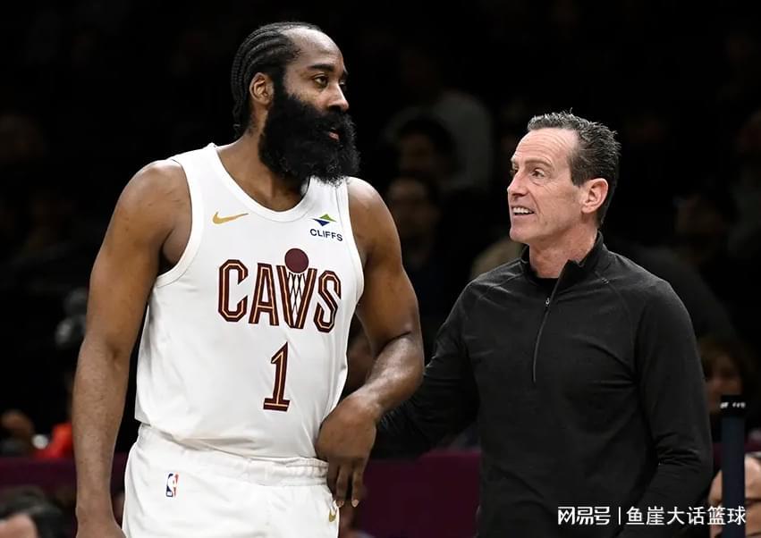 开云体育-NBA最新排名!火箭两队争第三,骑士第4,快船升第9,湖人收大礼